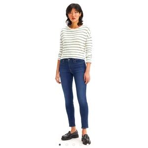 Levi’s 711 Skinny Jeans Mid Rise Cobalt Overboard 30x30 Stretch Blue
